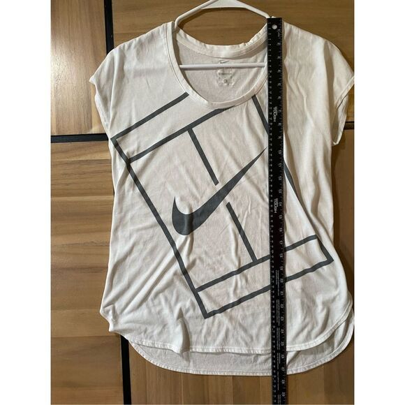 Nike Women’s Baseline Tee - Picture 5 of 6